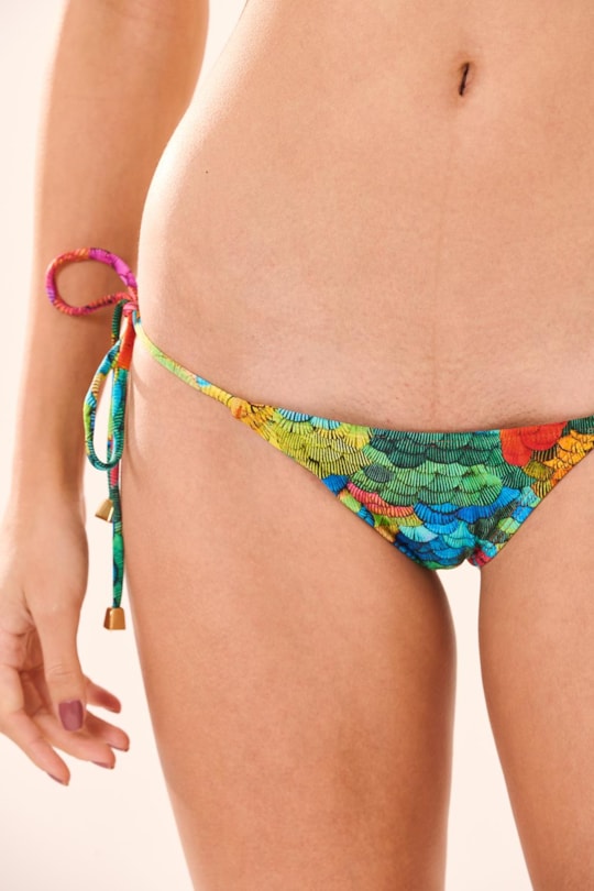 Imagem do produto TOP TRIANGULO BOJO COLIBRI E TANGA LACINHO TAHITY COLIBRI
