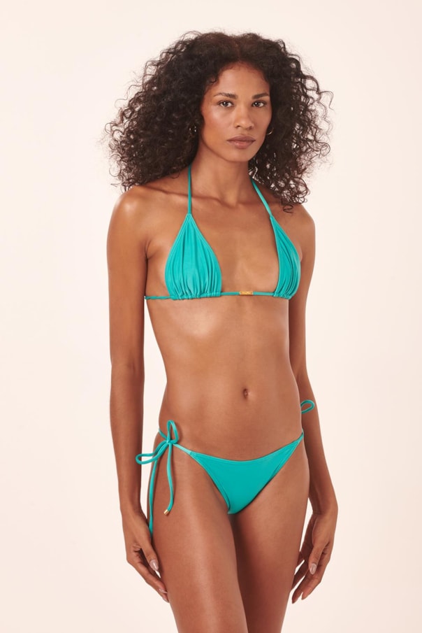TOP TRIANGULO BOJO VER26 E TANGA LACINHO TAHITI VER26 AZUL CLARO