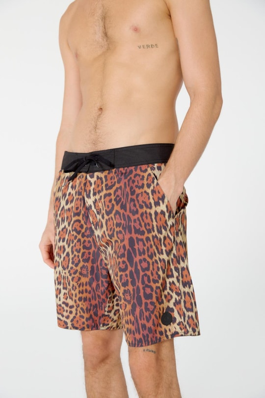 Imagem do produto Bermuda Midi Pintada