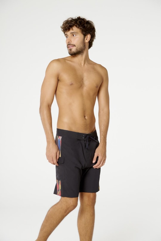 Imagem do produto Bermuda Midi Tupinamba