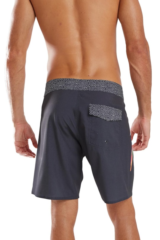 Imagem do produto Bermuda Midi Vanguarda Localizada