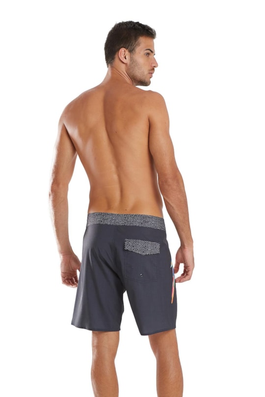 Imagem do produto Bermuda Midi Vanguarda Localizada