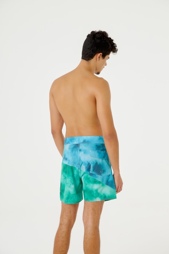 Imagem do produto Bermuda Mini Recorte Tie Dye