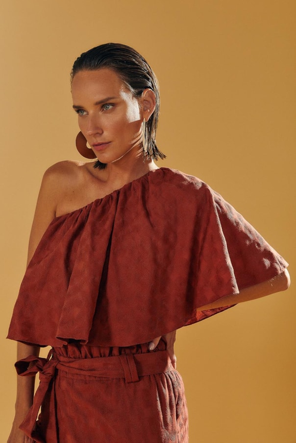 Blusa Bordado Ombro So Franzida