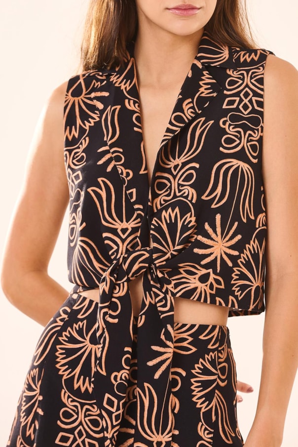 Blusa Curta Gola Aina