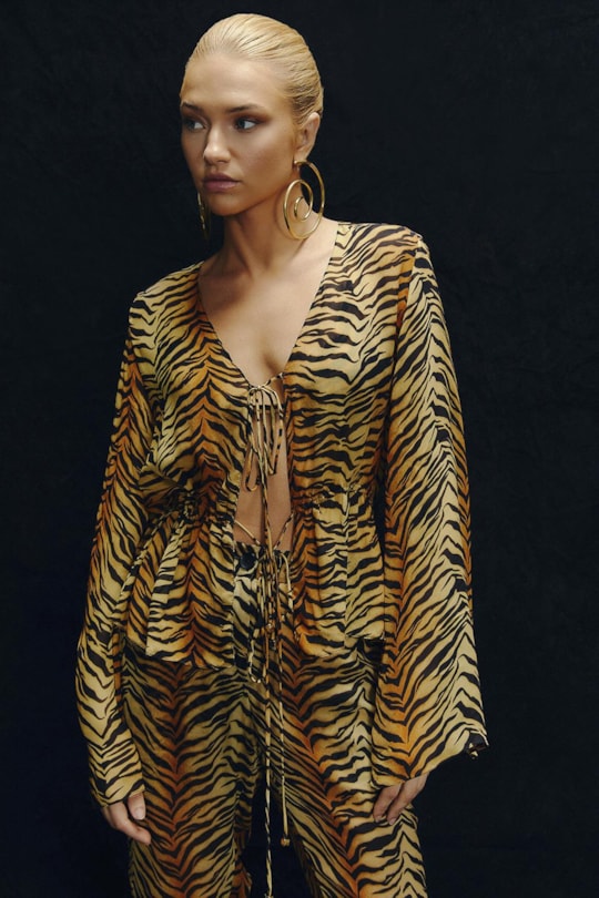 Imagem do produto Blusa Greta Estampa Tigra
