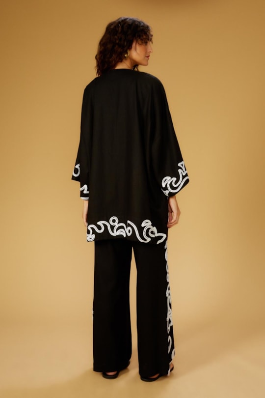 Imagem do produto Blusa Kimono Barrado Bordado Corda