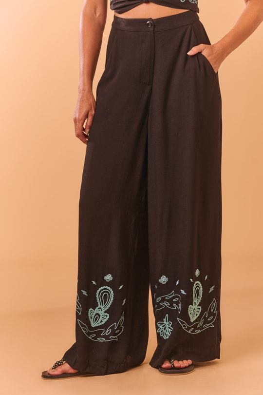 Imagem do produto Calca Pantalona Bordado Renda Abacaxique