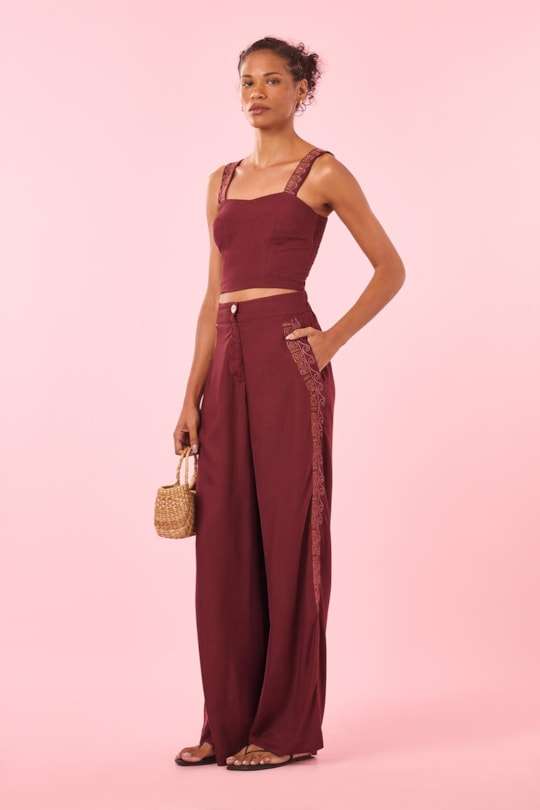 Calca Reta Botao Bordado Lanai