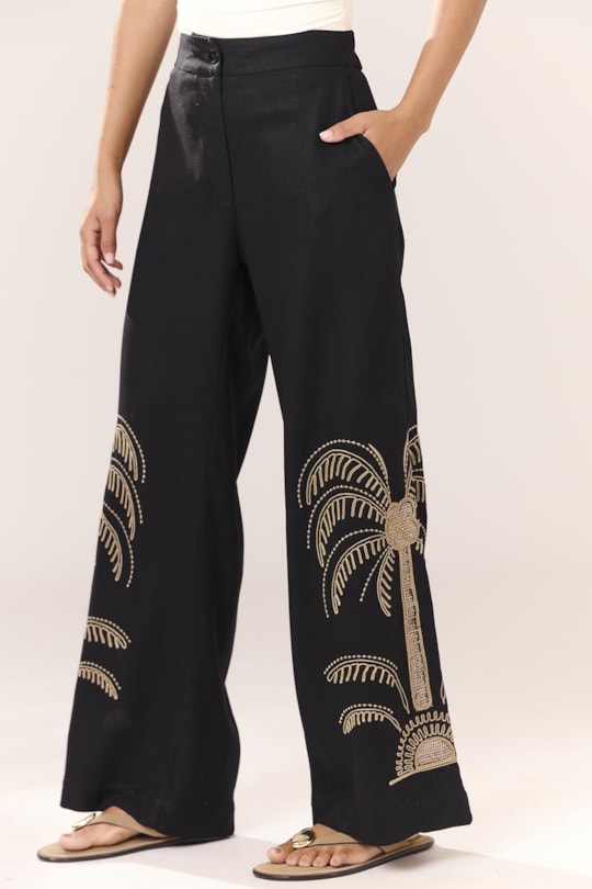 Imagem do produto Calca Reta Botao Bordado Tropical