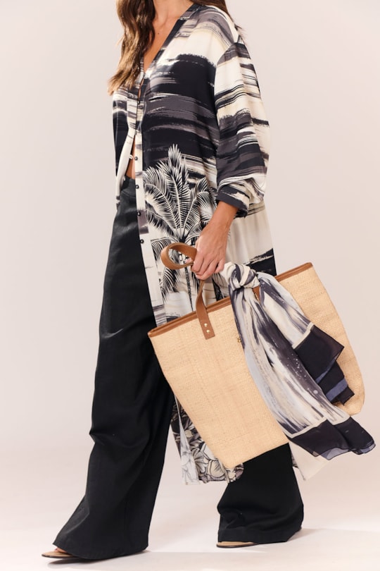 Camisa Longa Localizado Lume