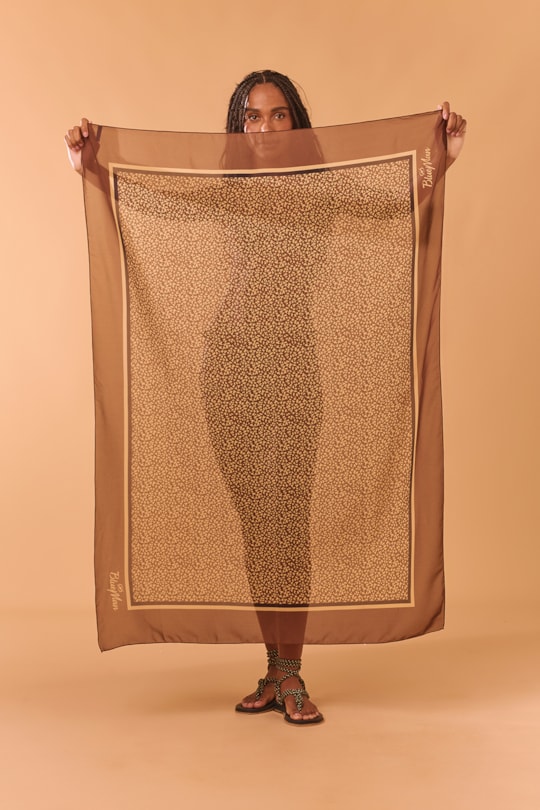 Imagem do produto Canga Pareo Castanha Pintada