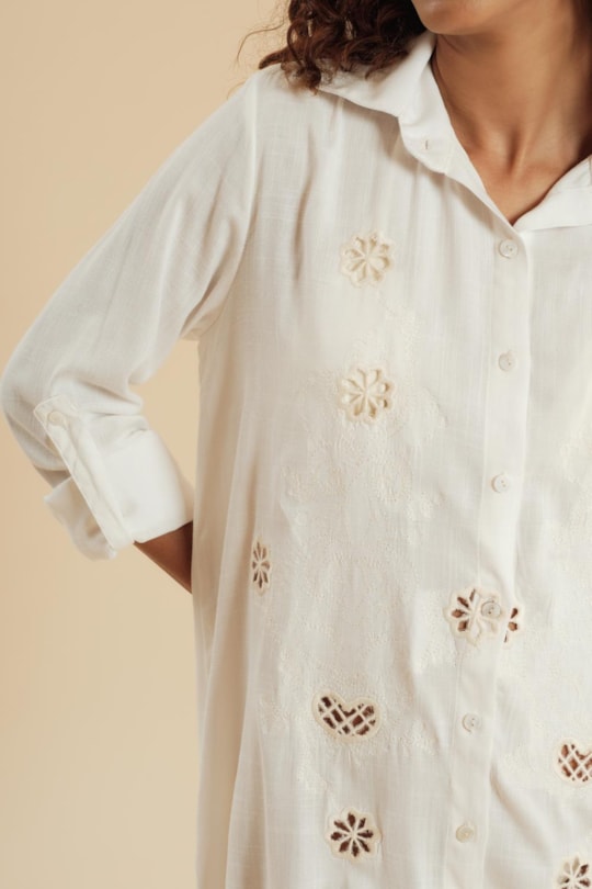 Imagem do produto Chemise Manga Longa Bordado Rechilieu