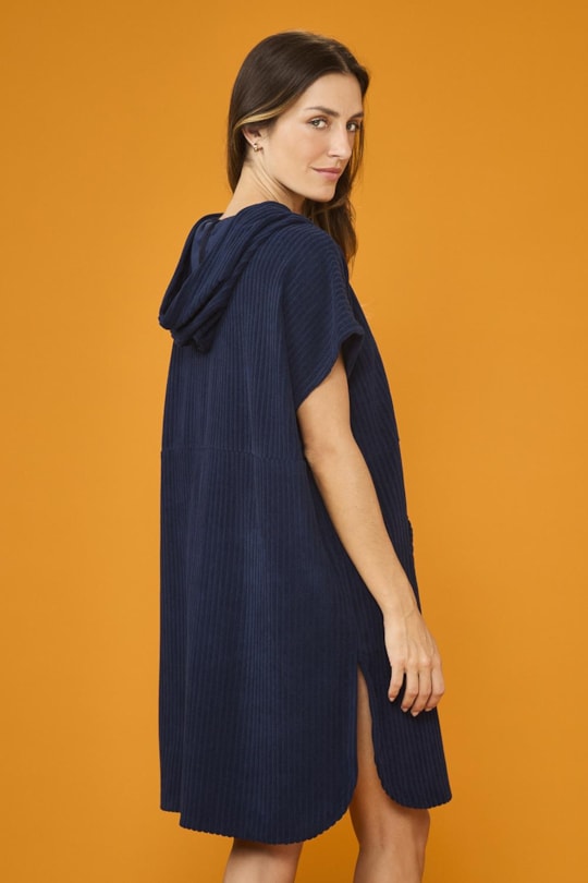 Poncho Bordado Atoalhado Liso