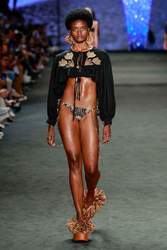 Sandalia Melissa Rota 72