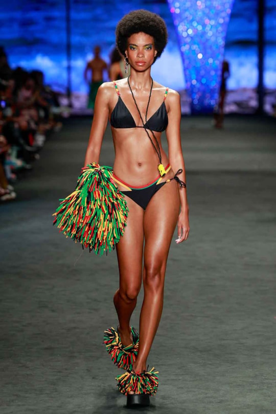 Sandalia Melissa Rota 72