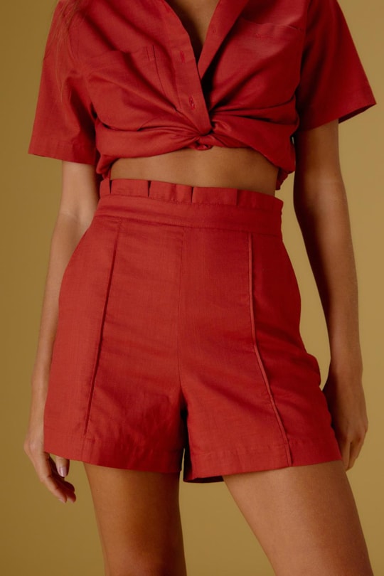 Imagem do produto Short Cos Babado Recorte Liso