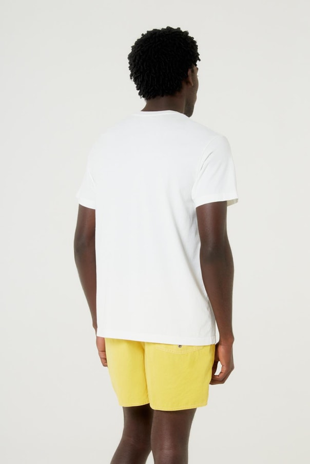 T-Shirt Abacaxi Pattern