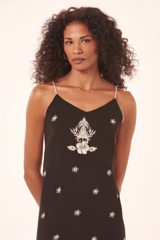 Imagem do produto Vestido Cropped Alca Bordado Liso