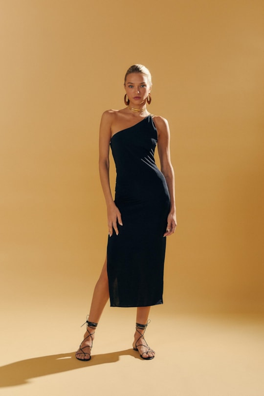 Imagem do produto Vestido Ombro So Corrente Elos