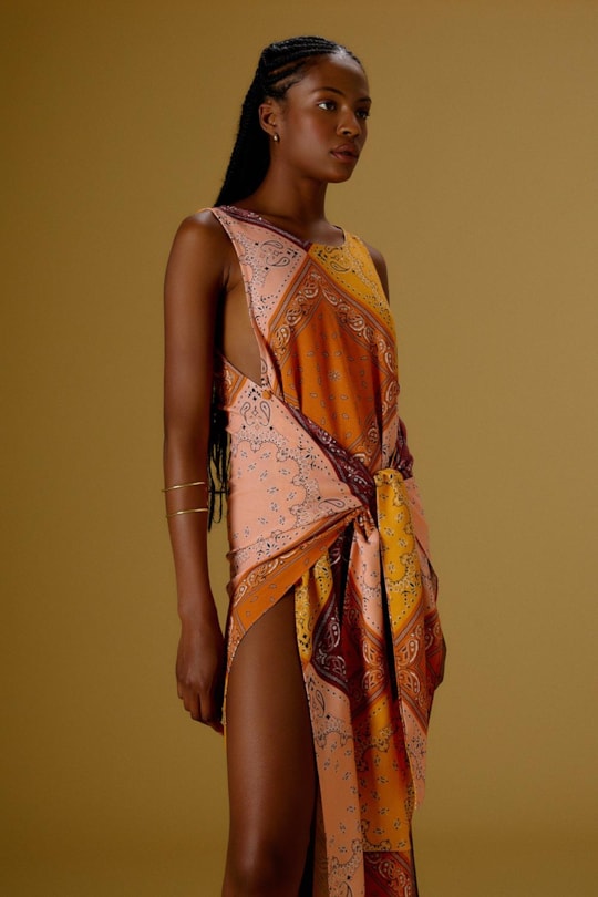 Imagem do produto Vestido Saida Cropped Bandana Blush